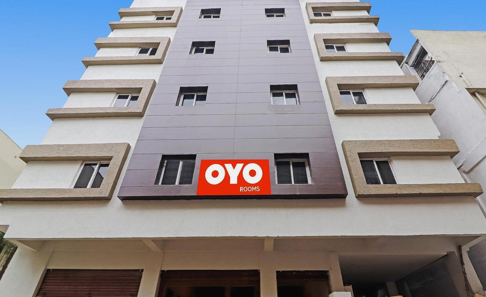 Hotel O Night Eye Hyderabad Bagian luar foto