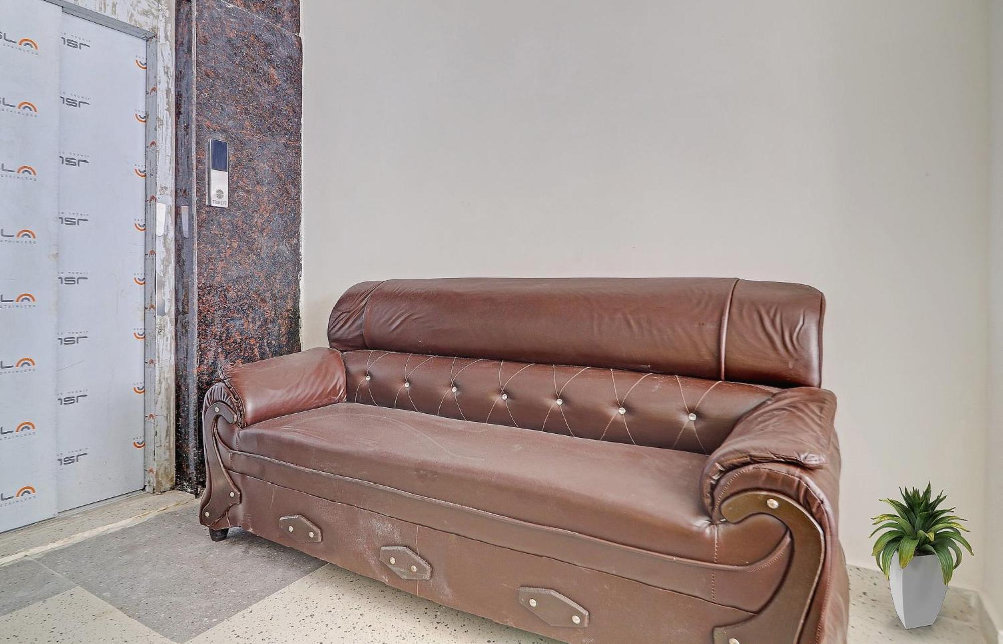 Hotel O Night Eye Hyderabad Bagian luar foto